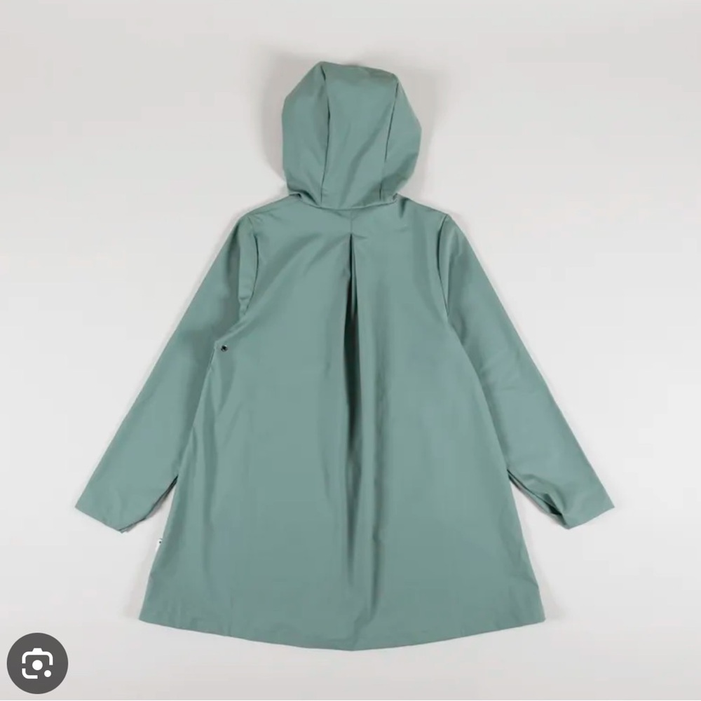 NWT Rains x Free People A-Line Jacket Waterproof Rain Coat Lightweight - Picture 3 of 6